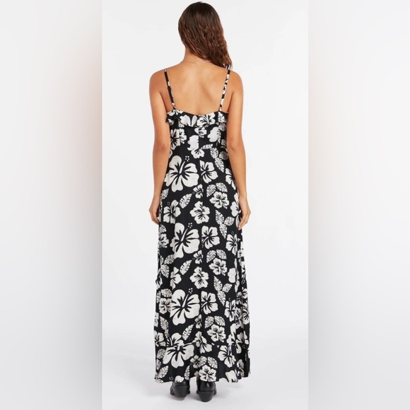 Volcom Coco Ho Black White Bodice tie and Thigh High Slit Maxi Dress size Small‎ - Picture 4 of 7